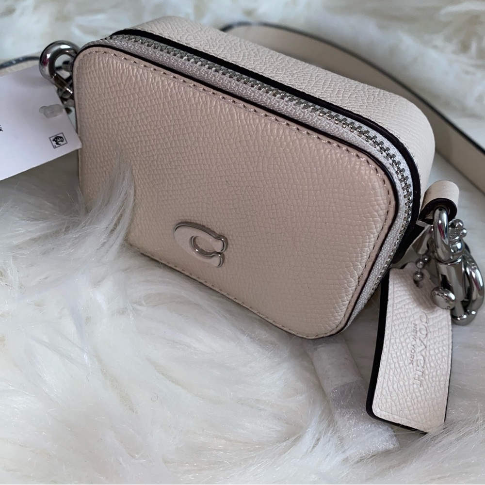 Coach leather crossbody pouch card case New - Picture 2 of 14